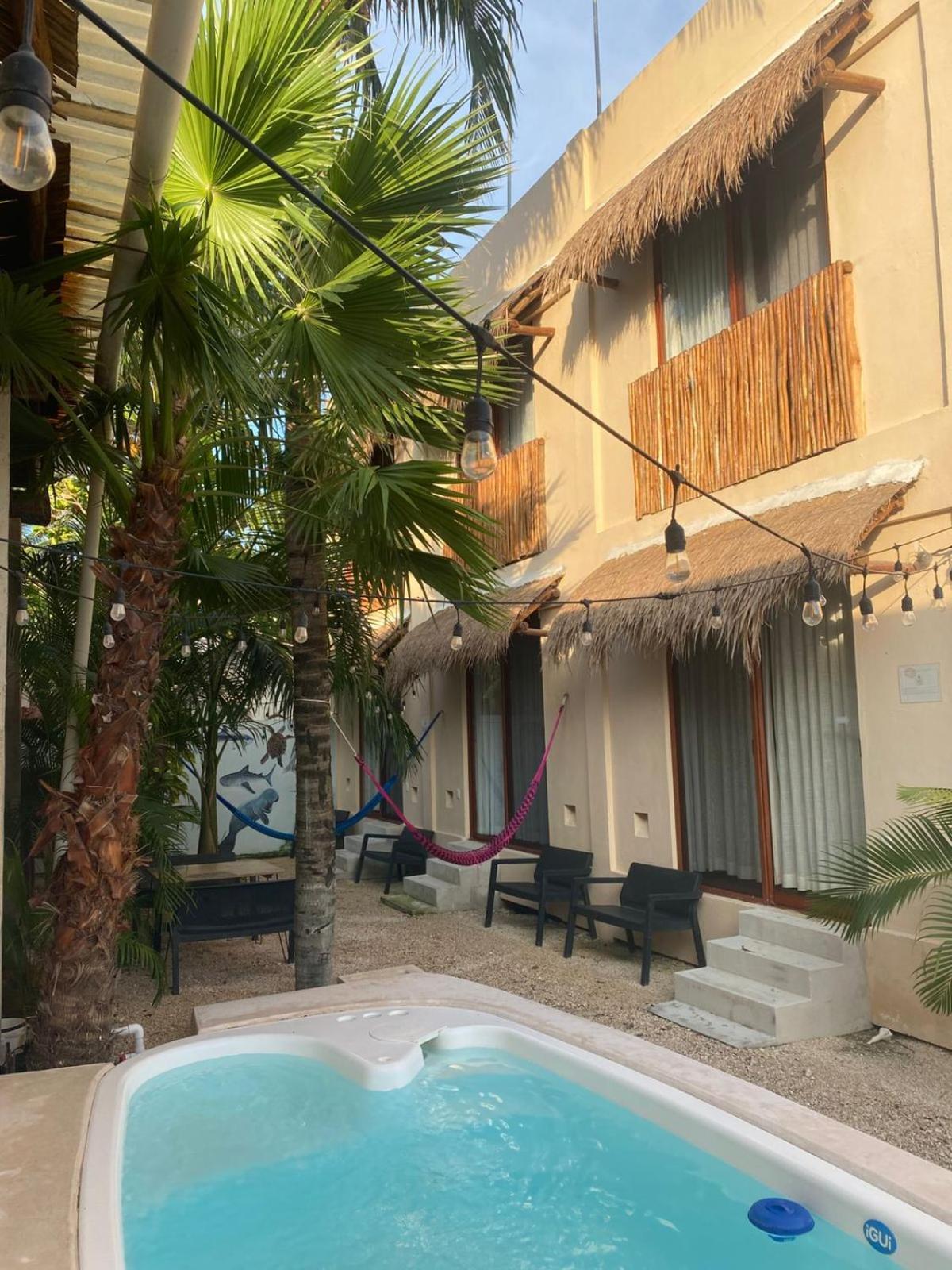 Hotel Pelecanus Suites Holbox Exterior photo