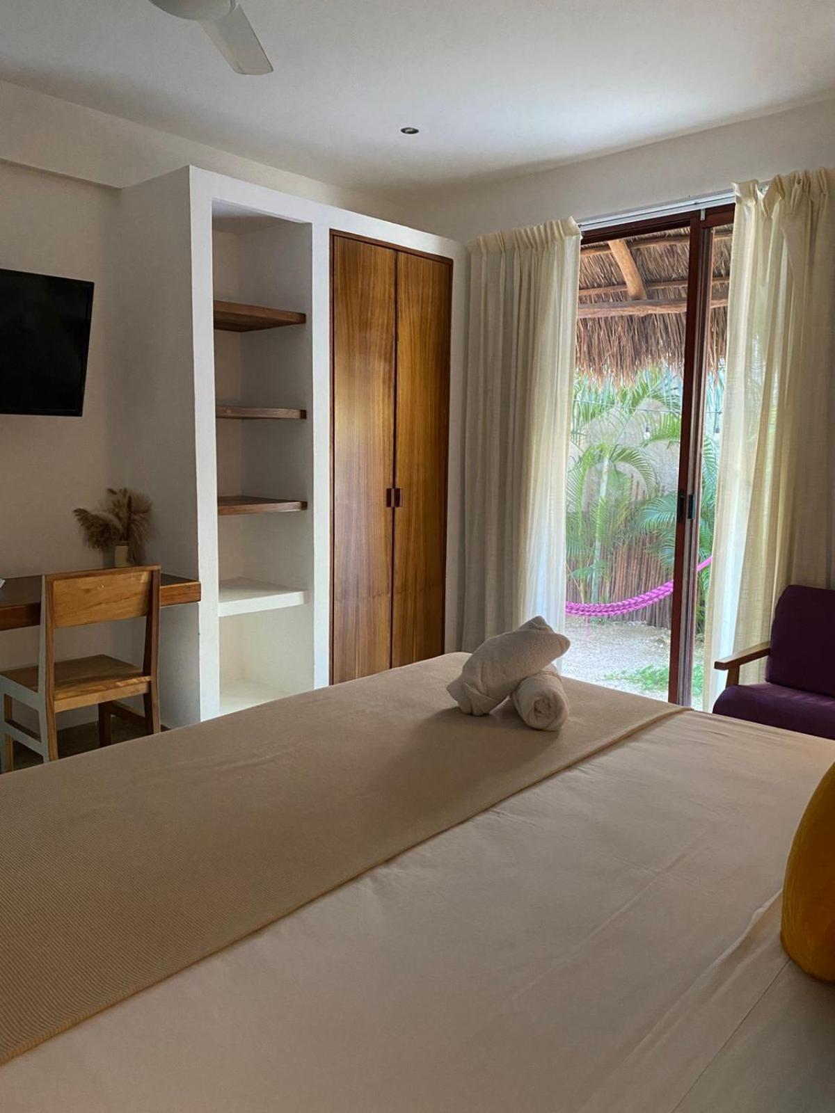 Hotel Pelecanus Suites Holbox Exterior photo